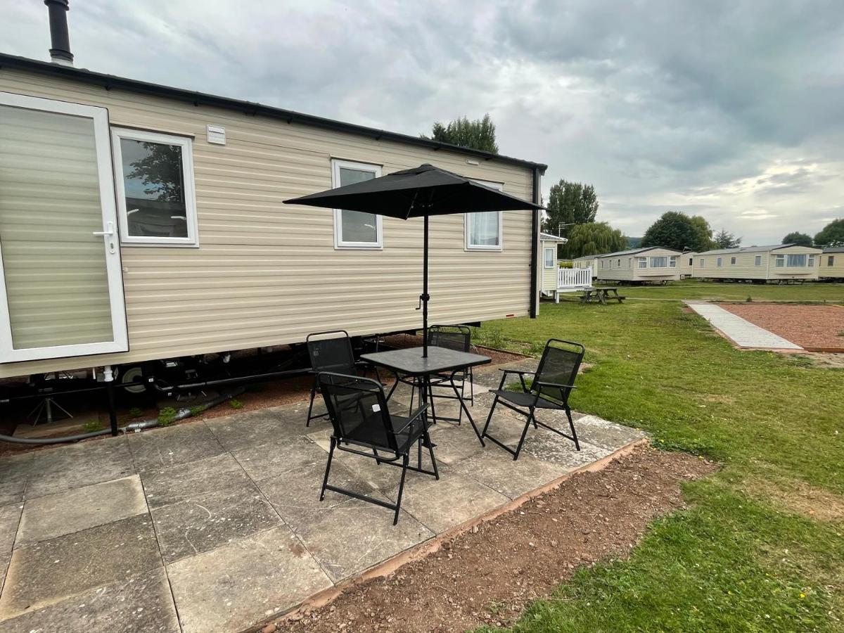 Tidal caravan Minehead Esterno foto